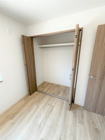 【収納】 | 仲介手数料無料！高泊小学校に通えるリフォーム済み中古住宅　山陽小野田市西高泊 | 大きなものも収納できそうです