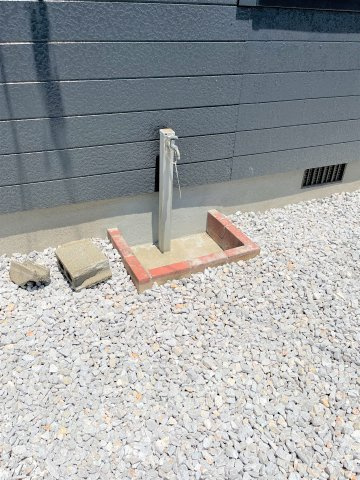 【駐車場】 | 仲介手数料無料！高泊小学校に通えるリフォーム済み中古住宅　山陽小野田市西高泊 | 駐車場の用意があります