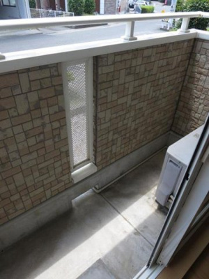 【バルコニー】 | キャプリコートＡ | 陽当たり良好なバルコニーです