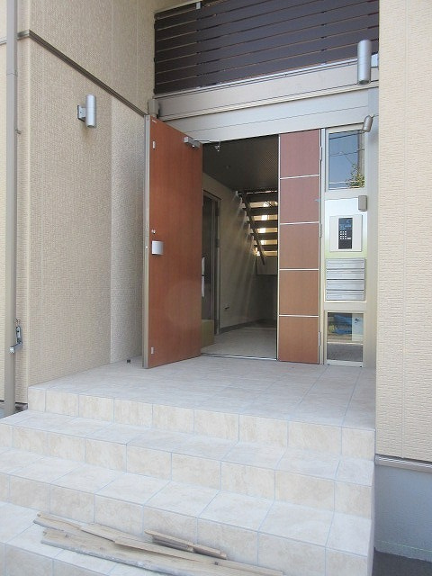 Ｍａｉｓｏｎ　ｄｅ　Ｐａｌｍ　北鹿浜１のエントランス|★エントランス★