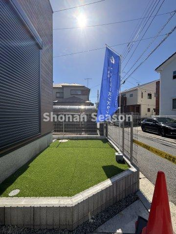 【庭】 | 家庭菜園などが楽しめる庭付！
実際の広さなど現地にてお確かめ下さいませ♪