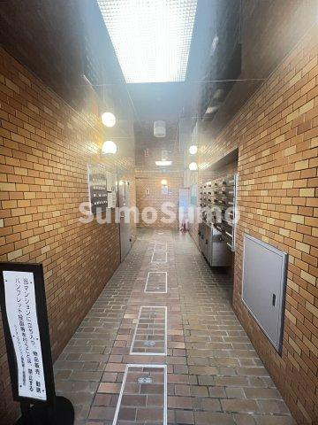 ライオンズマンション御影第2のロビー