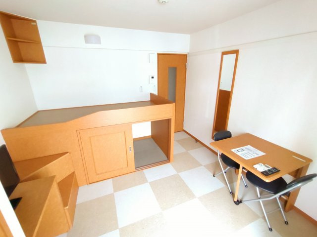 レオパレスハーナの居間・リビング|ゆったりとしたリビングです