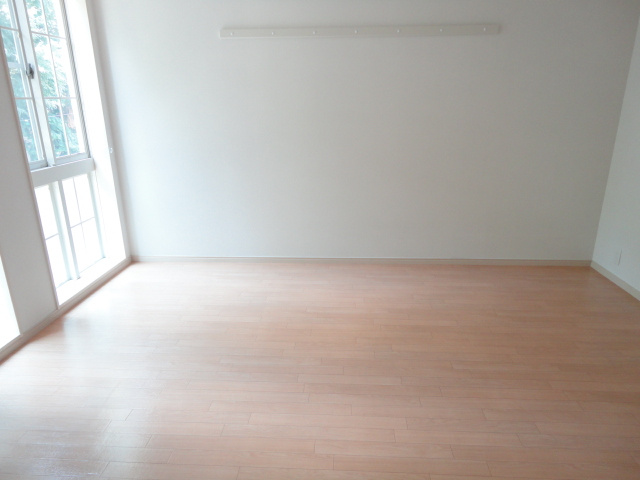 ＥＴＯＩＬＥｍａｅｋａｗａ（エトワール前川）の内装|洋室