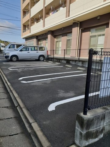 ＯＳＡＮＰＯ上津の駐車場|駐車スペースもあります☆