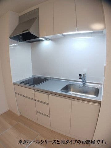 セイル　イン　吉井のキッチン|2口コンロ付のシステムキッチンです♪