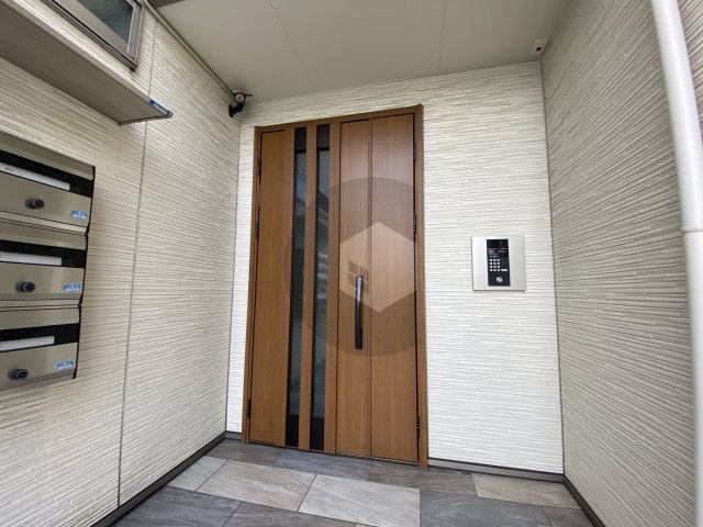 クリエオーレ新鴻池のエントランス