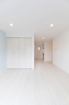 【居間・リビング】 | 仲介手数料半額！HPに初期費用掲載！「プライスホーム」で検索！パピヨン箱崎宮前