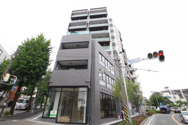 リバーレ鷺沼の外観