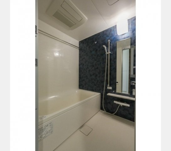 リバーレ鷺沼の浴室