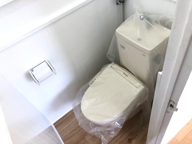鈴蘭台西町１丁目貸家のトイレ|トイレ・ウォシュレット付き