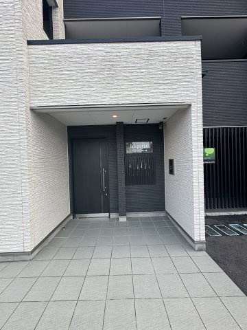 インペリアル南山公園のエントランス