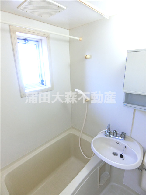 シャトル東蒲田の浴室|浴室　お風呂　窓あり