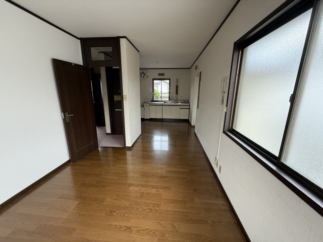 高崎市井野町　中古住宅の居間・リビング|2F 　リビング