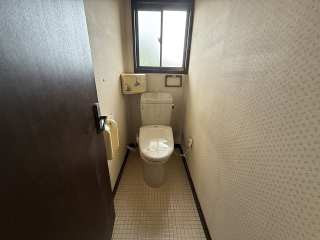 高崎市井野町　中古住宅のトイレ