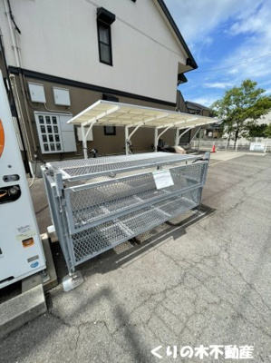 【その他】 | メゾンルミエール | 敷地内ゴミ置き場
