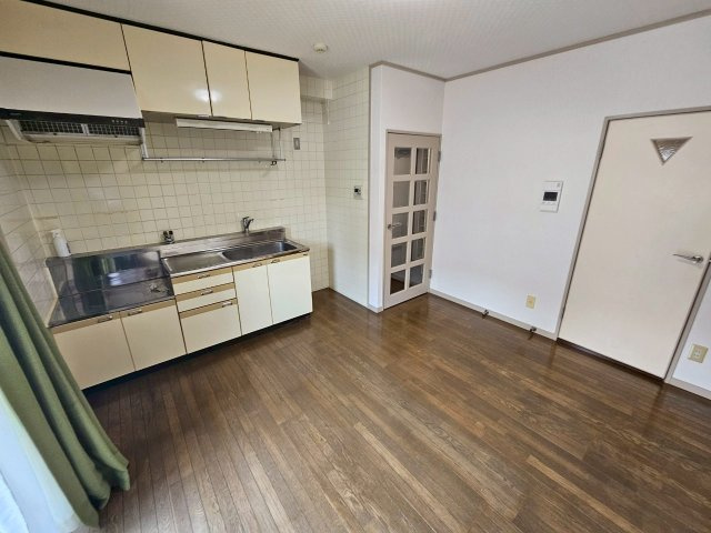 ヴィーボ六甲の居間・リビング