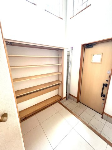 東新井住宅の収納|専用の収納スペースです