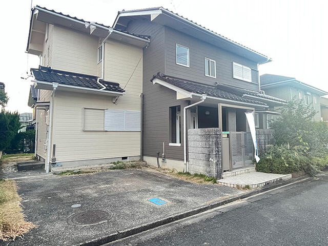 小牧市光ケ丘４丁目の外観