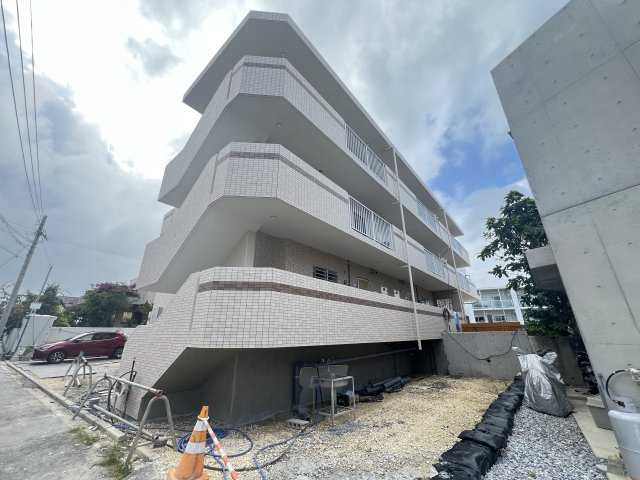 シャトー ルミエールの外観