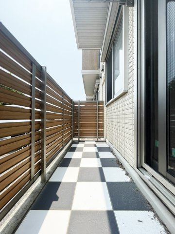 フィオーレ沖浜のバルコニー