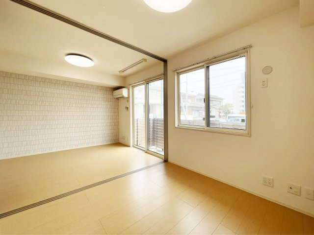 フィオーレ沖浜の居間・リビング