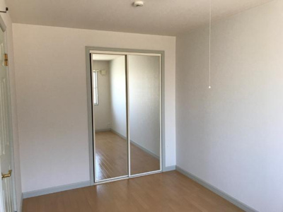 【内装】 | スカイコーポ垣生 | 洋室