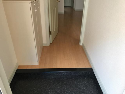【玄関】 | スカイコーポ垣生 | 玄関