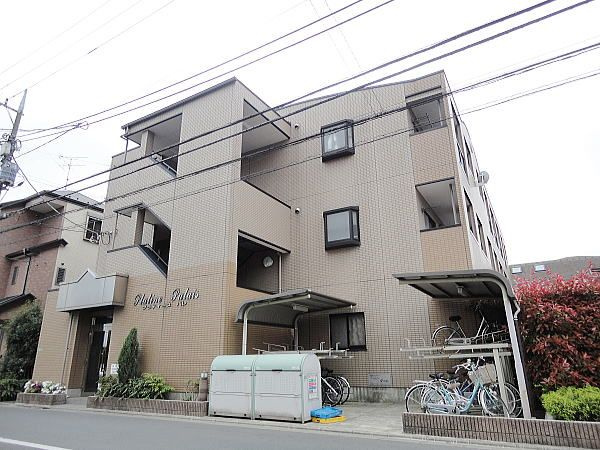 プラティーヌパレの外観