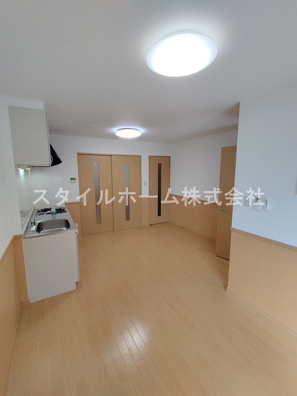 ライフイン・セイフィールドの内装|同建物内別部屋の写真です。