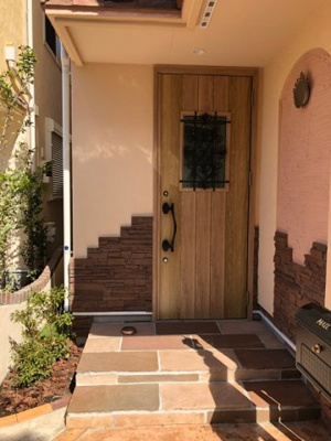  | 新築戸建て/中野2棟現場 | 施工例：玄関アプロ―チ