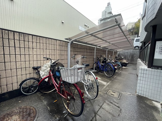 メゾン・ド・リムールの駐車場