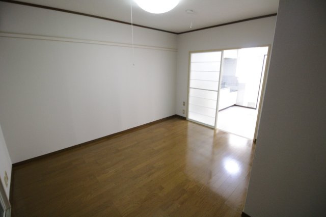 グリーンハイツ枡形の居間・リビング|写真は同タイプの部屋　洋室７帖