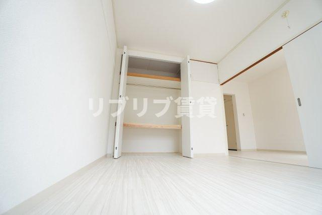 ファーストエリアの寝室