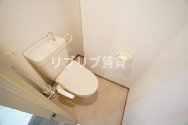 ファーストエリアのトイレ