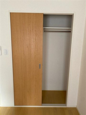 【内装】 | クレイノグランツ藤２５ | 明るい色調の室内です