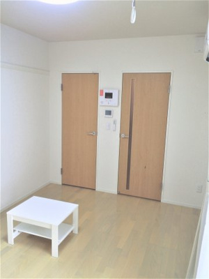 【居間・リビング】 | クレイノグランツ藤２５ | ゆったり過ごせる居間です