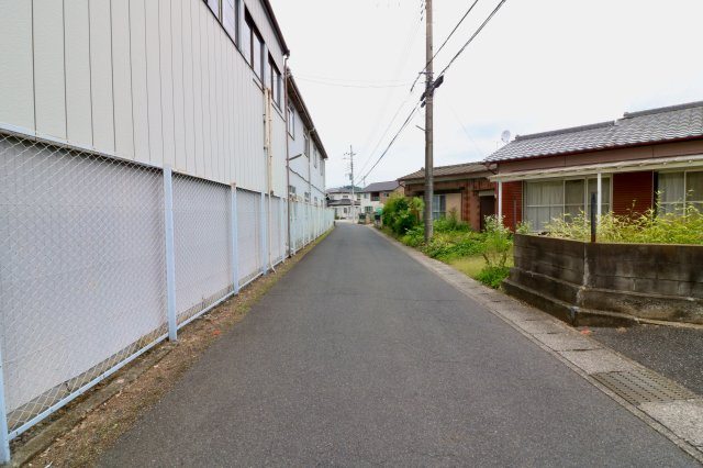足利市山下町の売地の前面道路含む現地写真