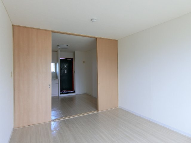 サンヴィレッジシラハタⅡの洋室