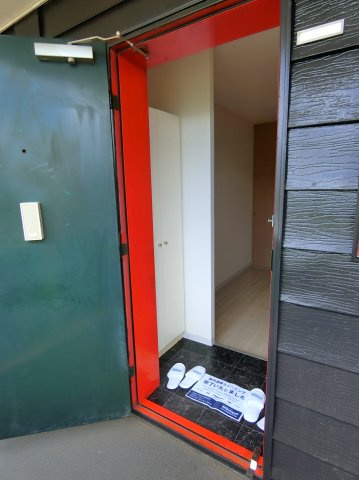 サンヴィレッジシラハタⅡの玄関