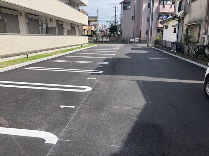 セジュール南耳原の駐車場