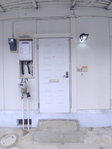 フレンドハイツの玄関