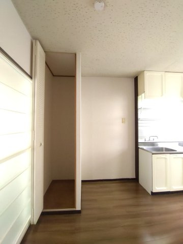 フレンドハイツの収納