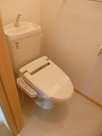 パストラルＳ　Ｃ棟のトイレ|清潔感のあるトイレです