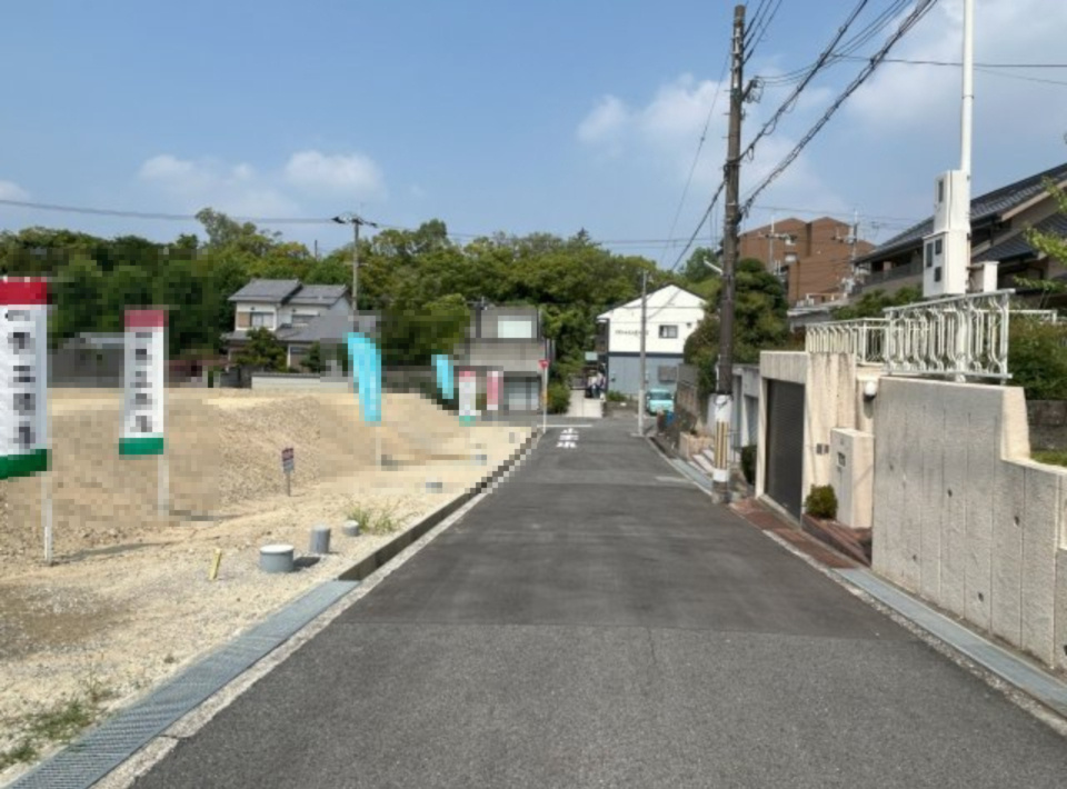 富田林市向陽台2丁目土地5号地の前面道路含む現地写真|前面道路