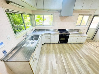 【キッチン】 | 吹田市佐竹台1丁目貸家