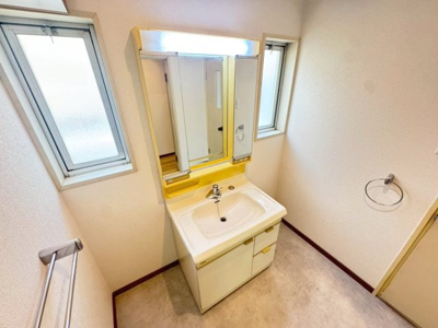 【独立洗面台】 | 吹田市佐竹台1丁目貸家