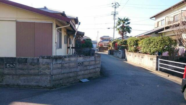 中村4丁目　売土地の前面道路含む現地写真