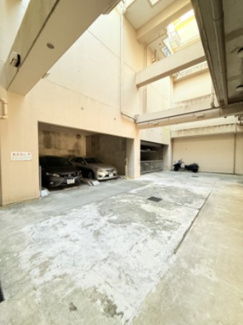 【駐車場】 | 敷地内機械式駐車場になります。
