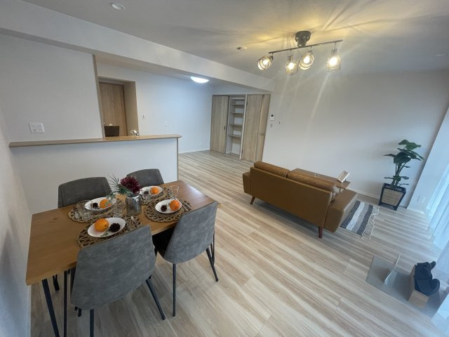 【居間・リビング】ルネ大津三号棟 